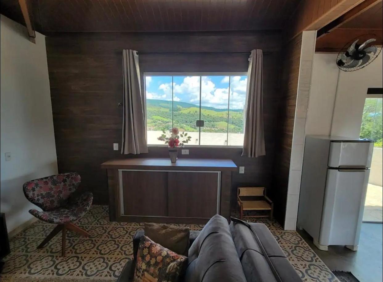 Chacara Nova Com Vista Panoramica Montanhas E Por Do Sol Holiday home *
